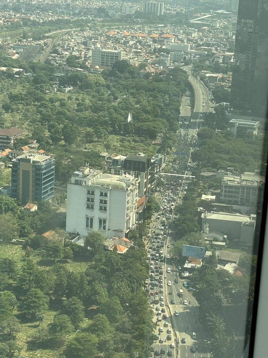 ribuan ojol mengantar Affan [Twitter]